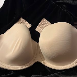 46D serenada strapless bra in fair to good condition